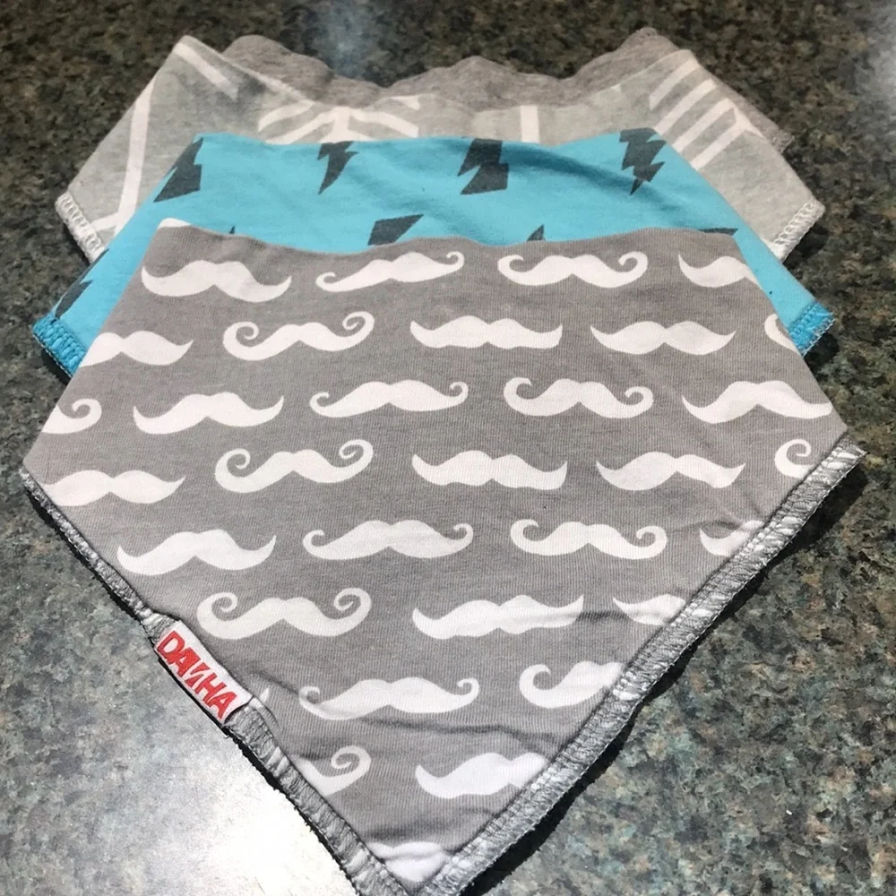 Lot of Four cotton bandana baby bibs. Double snaps. Danha and Little Bean